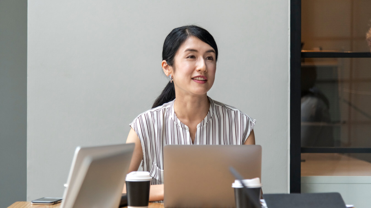 asian-beautiful-beverage-business-businesswoman-cheerful-1434027-pxhere.com (1)
